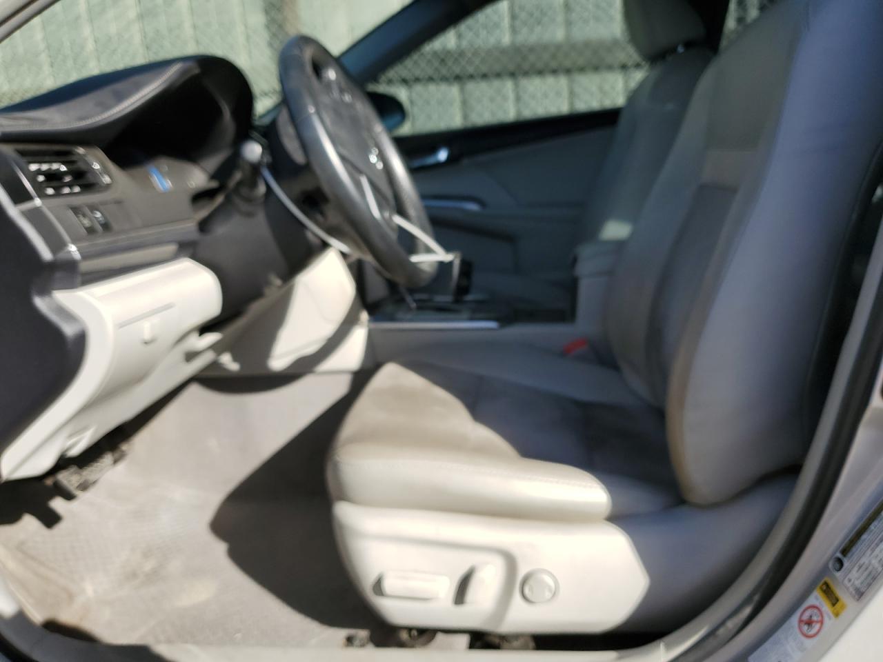 2014 Toyota Camry - Image 7