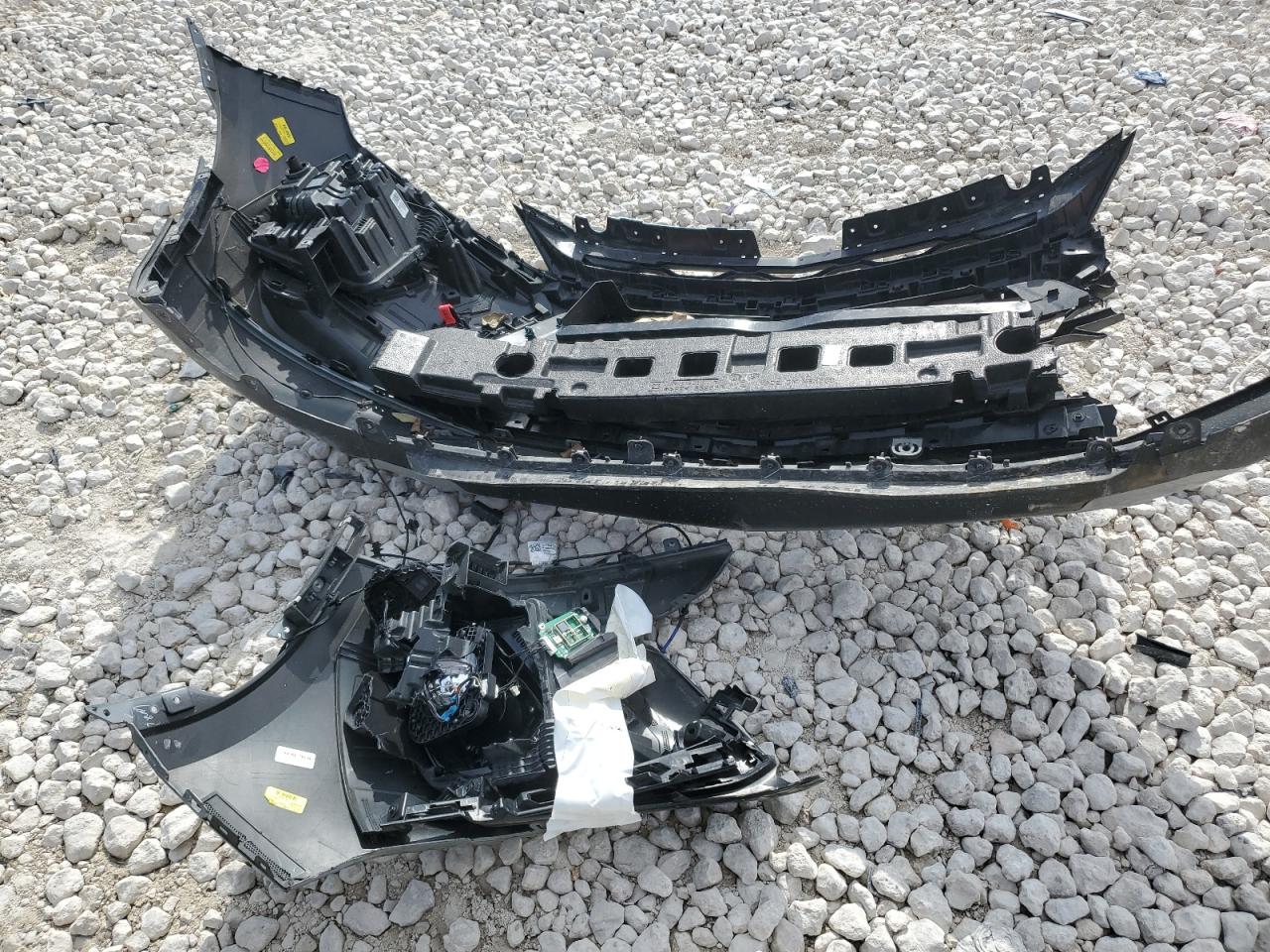 2023 Chevrolet Blazer - Image 13