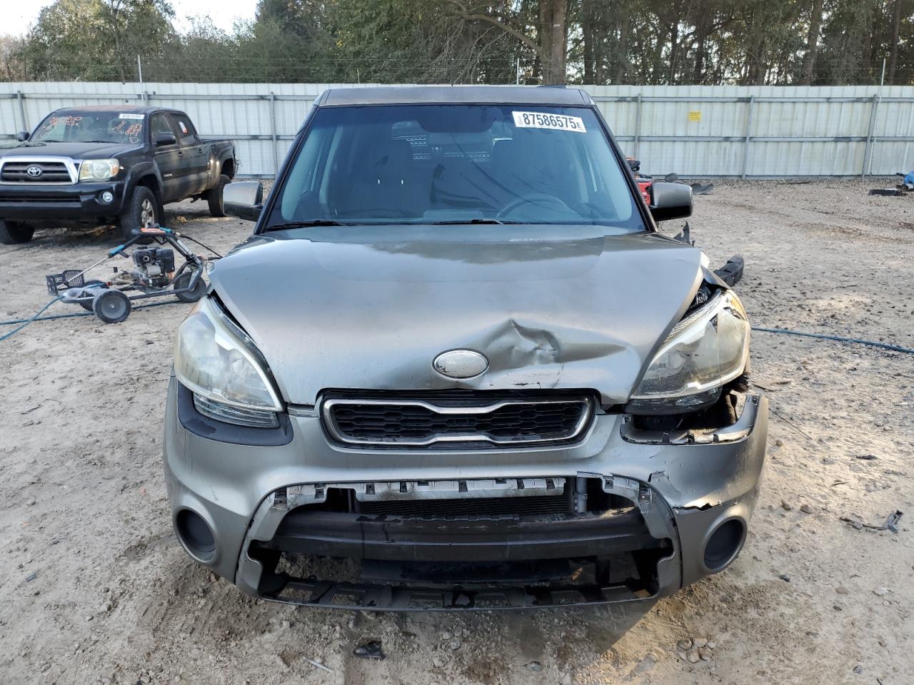 VIN KNDJT2A55D7600902 2013 KIA SOUL no.5