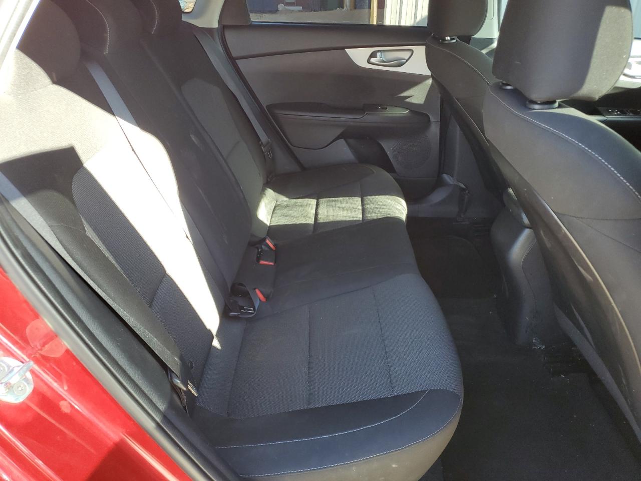2022 Kia Forte - Image 10
