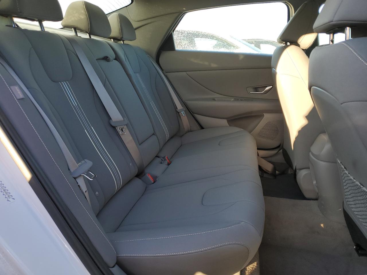 2024 Hyundai Elantra - Image 10