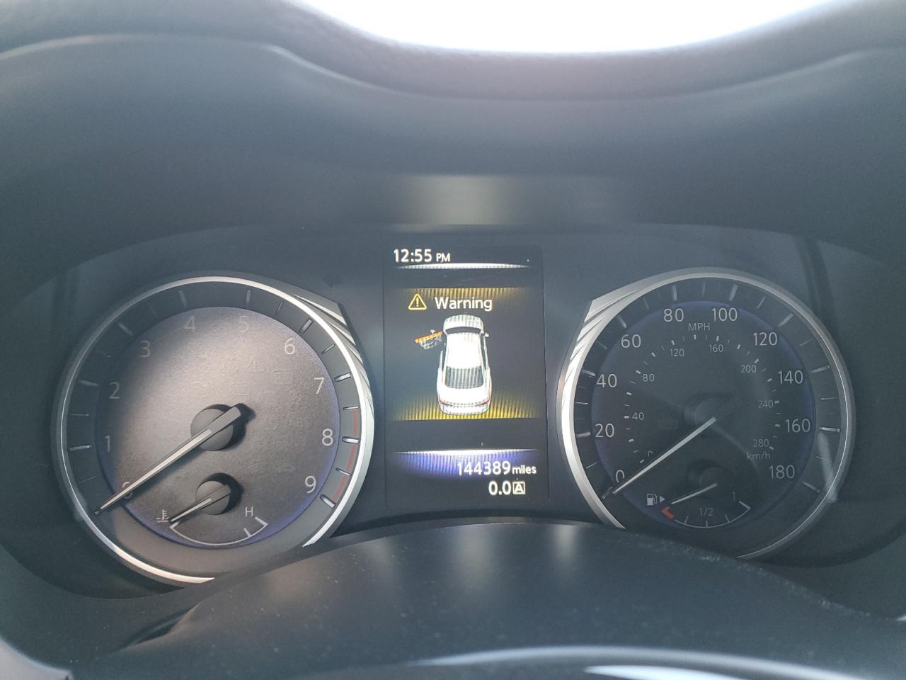 2015 Infiniti Q50 - Image 9