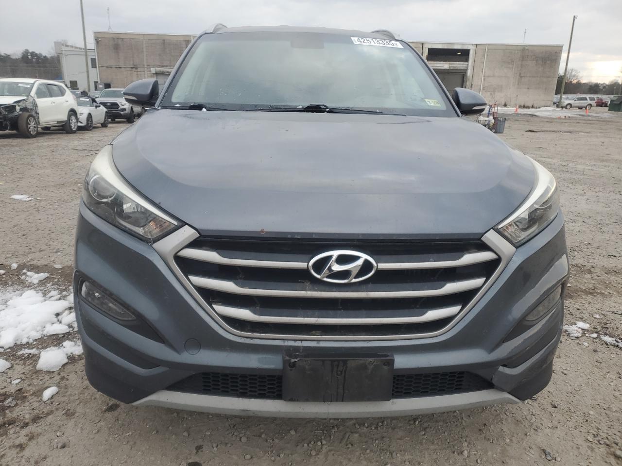2017 Hyundai Tucson - Image 5