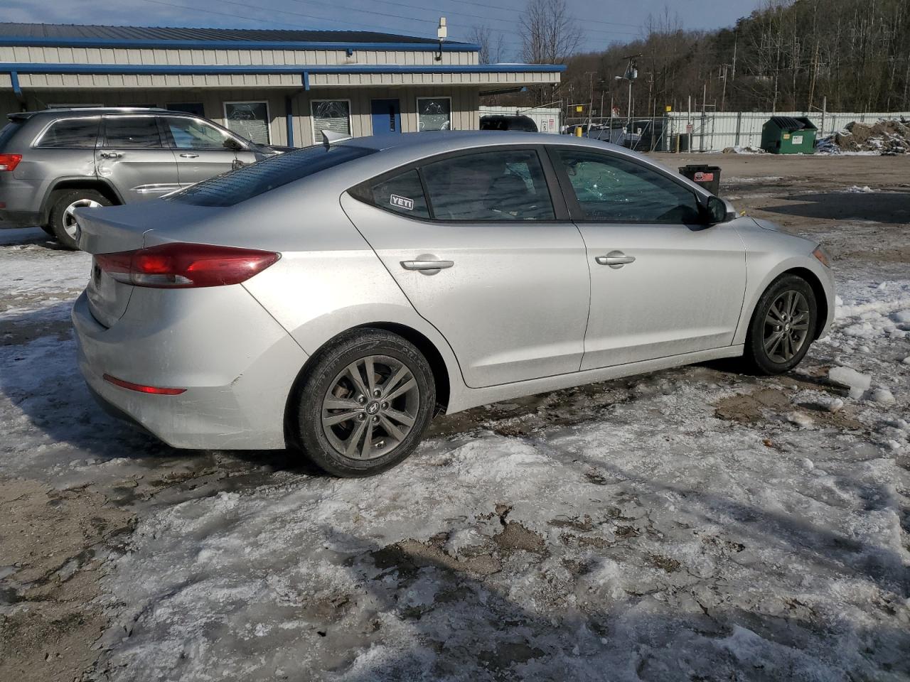 2018 Hyundai Elantra - Image 3