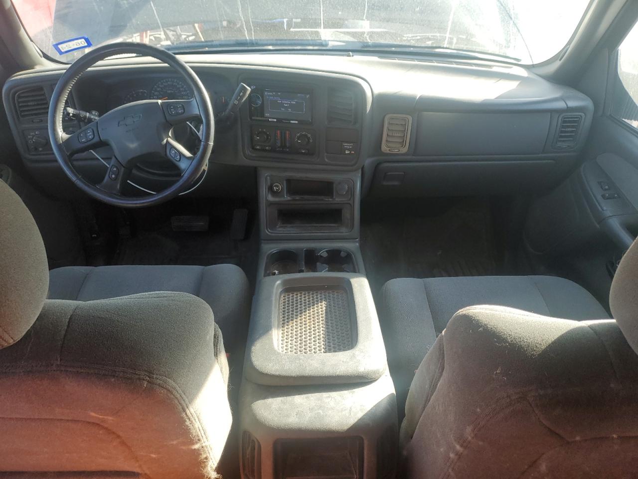 2003 Chevrolet Silverado - Image 8