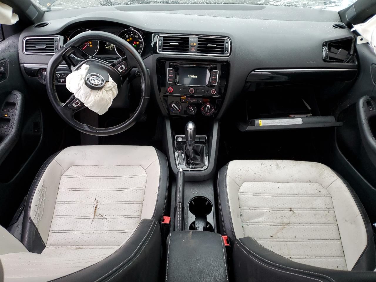 2015 Volkswagen Jetta - Image 8