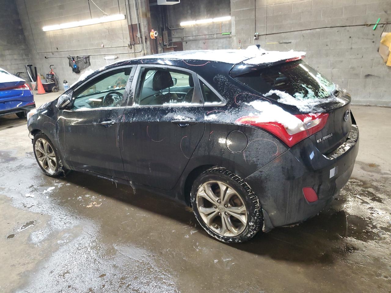 2014 Hyundai Elantra - Image 2