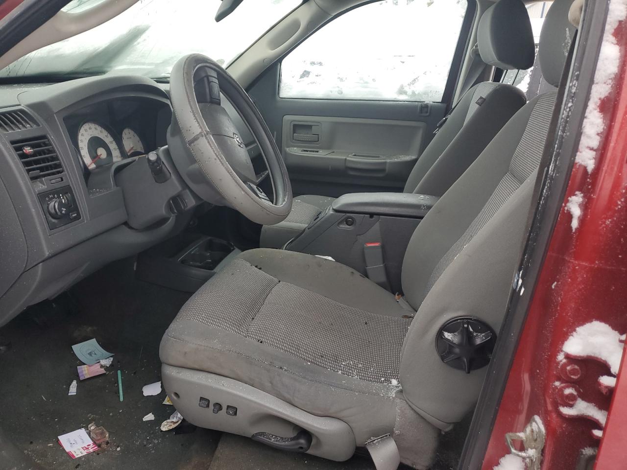 2007 Dodge Dakota - Image 7