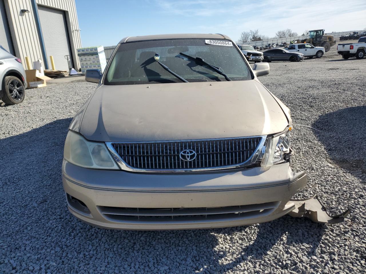 2002 Toyota Avalon - Image 5