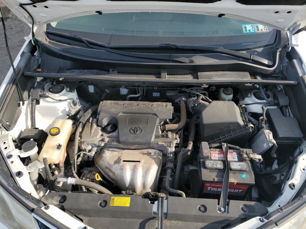 2013 Toyota RAV 4 - Image 13