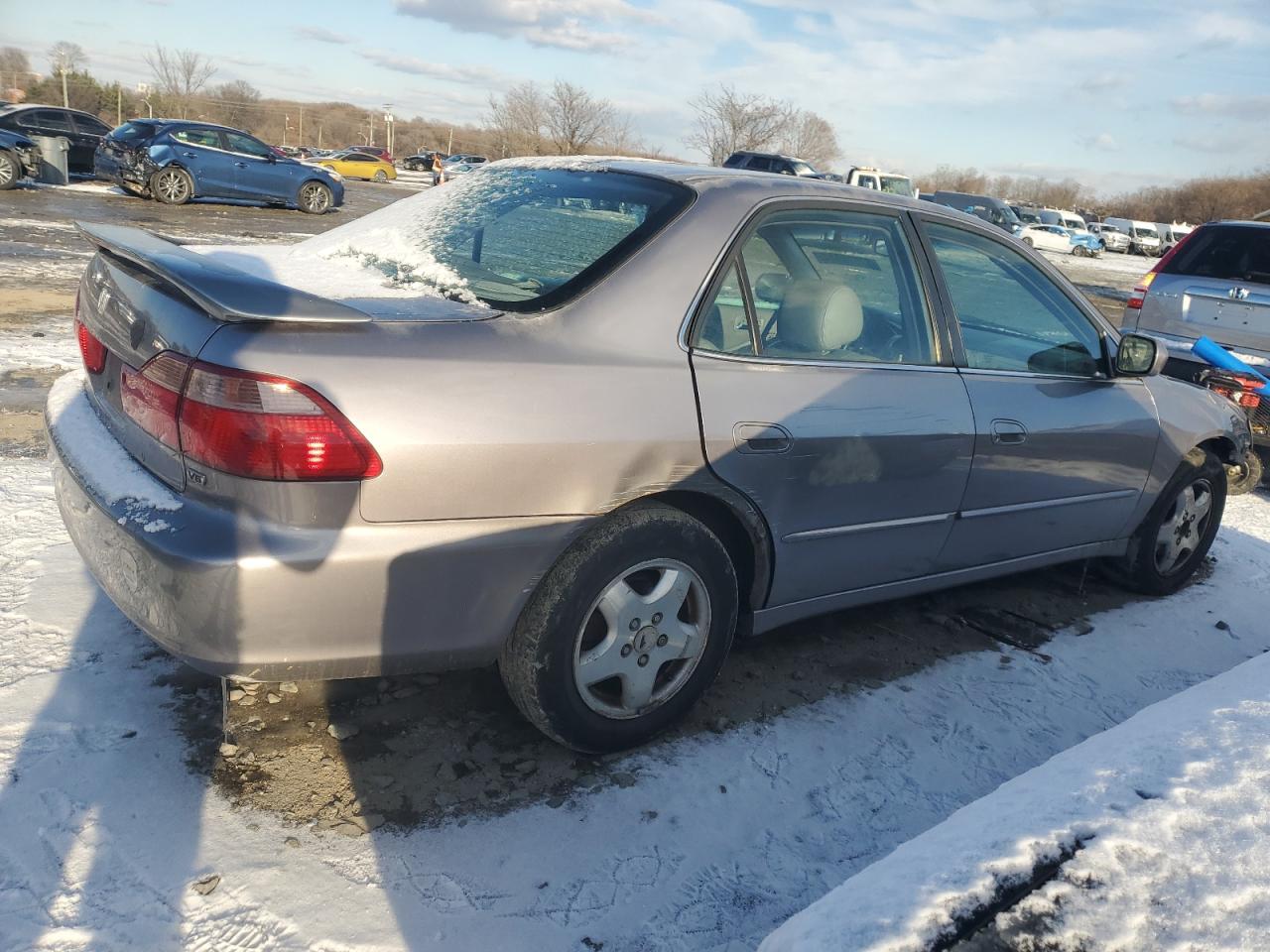 2000 Honda Accord - Image 3