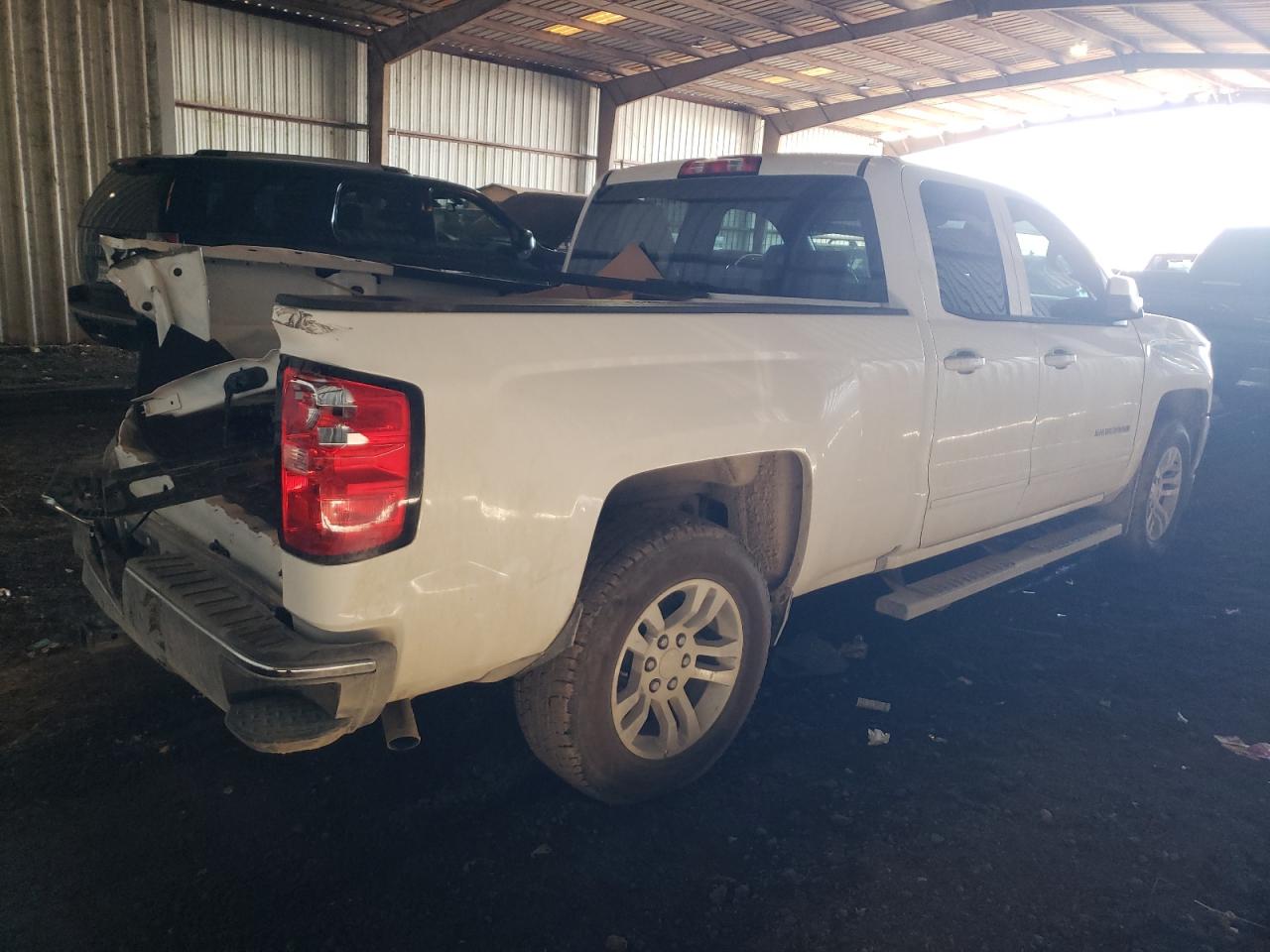 2018 Chevrolet Silverado - Image 3