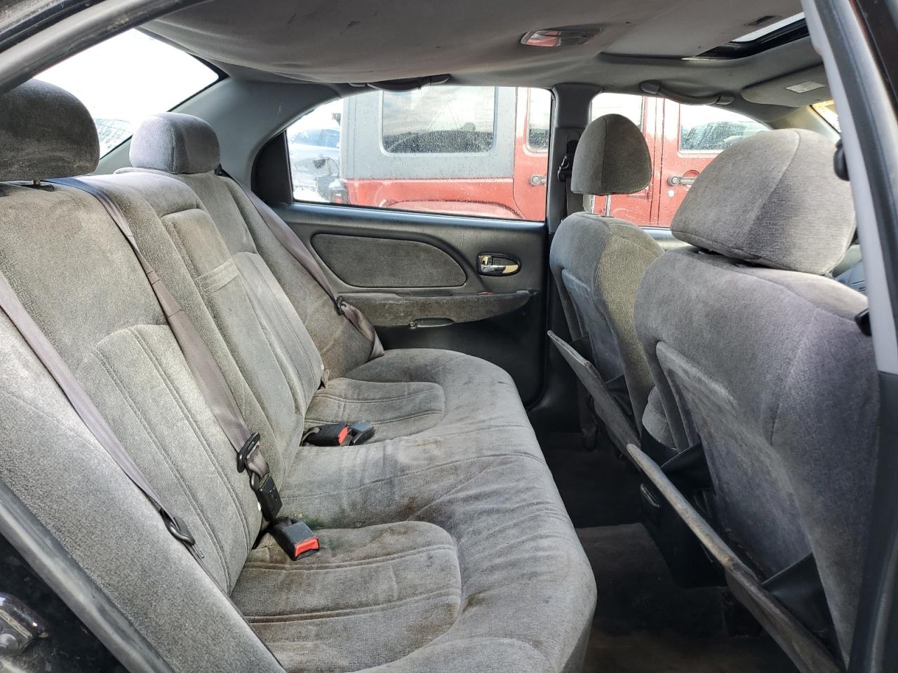 2003 Hyundai Sonata - Image 10