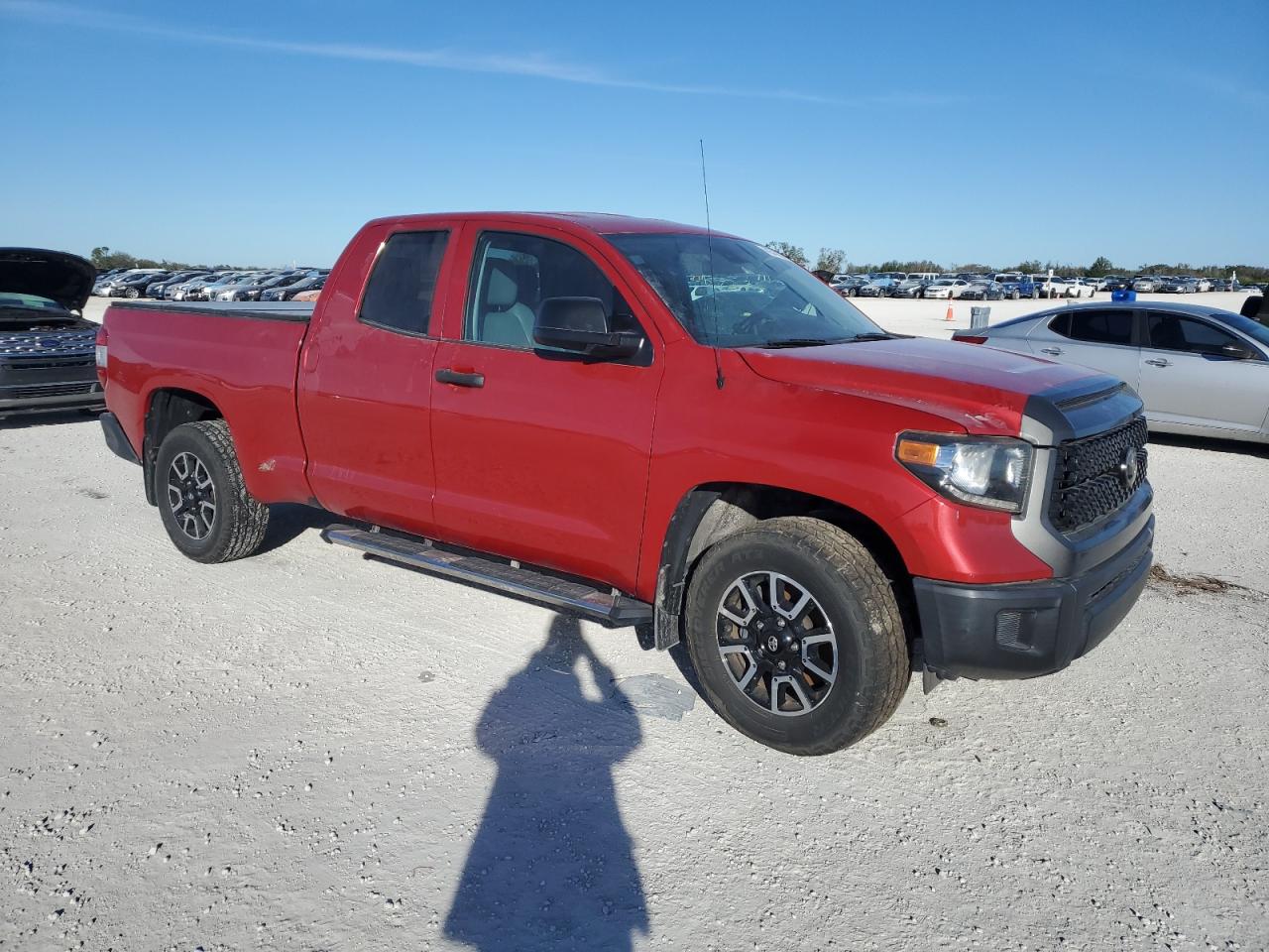 VIN 5TFRM5F19KX141863 2019 TOYOTA TUNDRA no.4