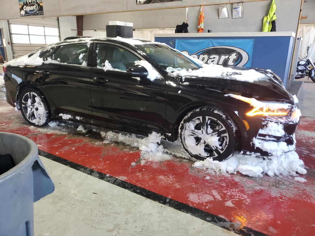 2021 Kia K5 - Image 4