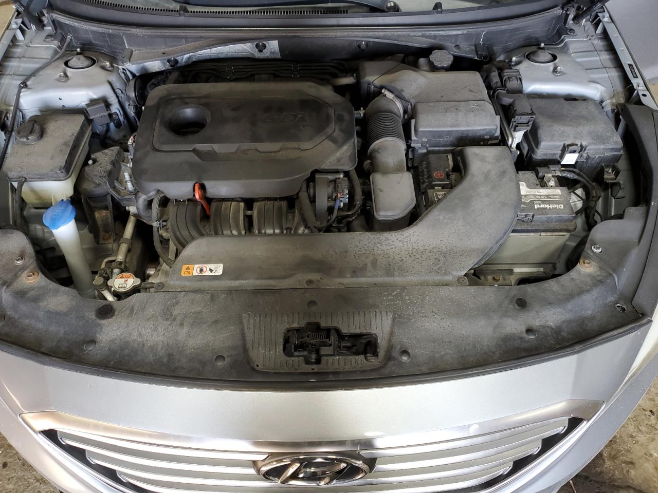 2016 Hyundai Sonata - Image 11