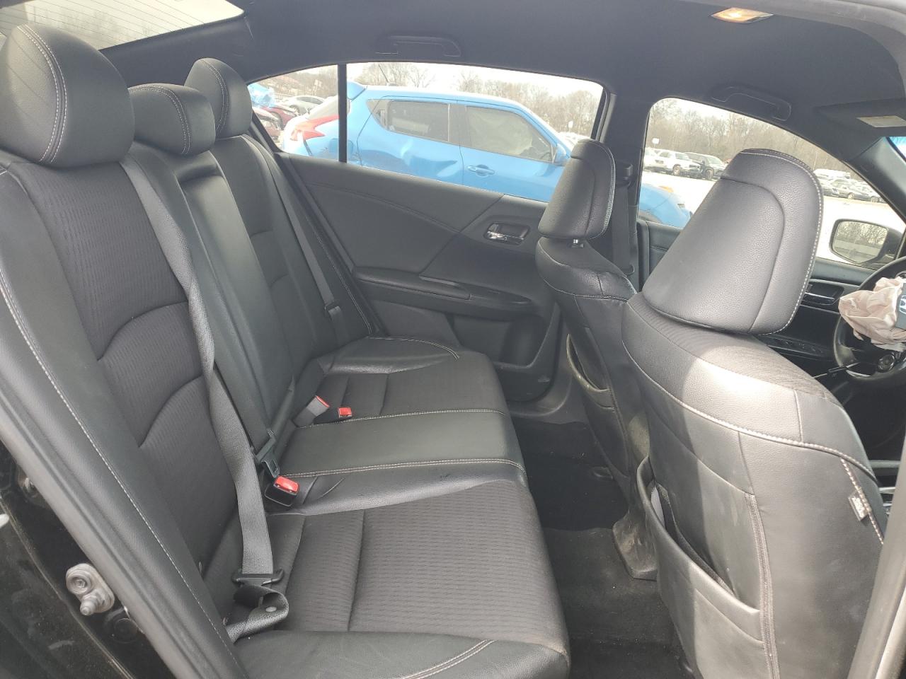 2017 Honda Accord - Image 10