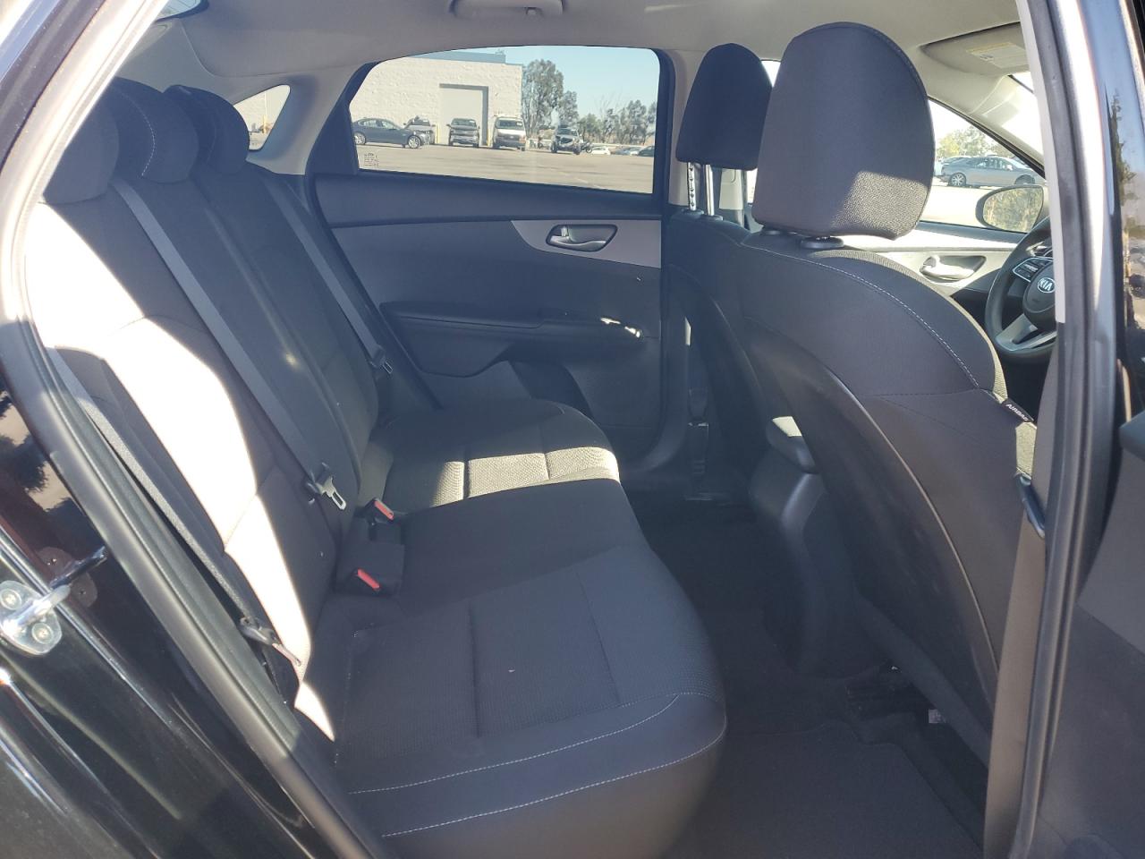 2021 Kia Forte - Image 10