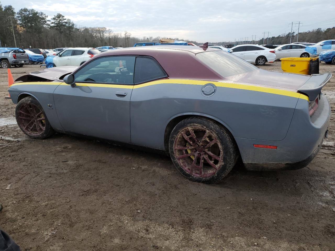 2019 Dodge Challenger - Image 2