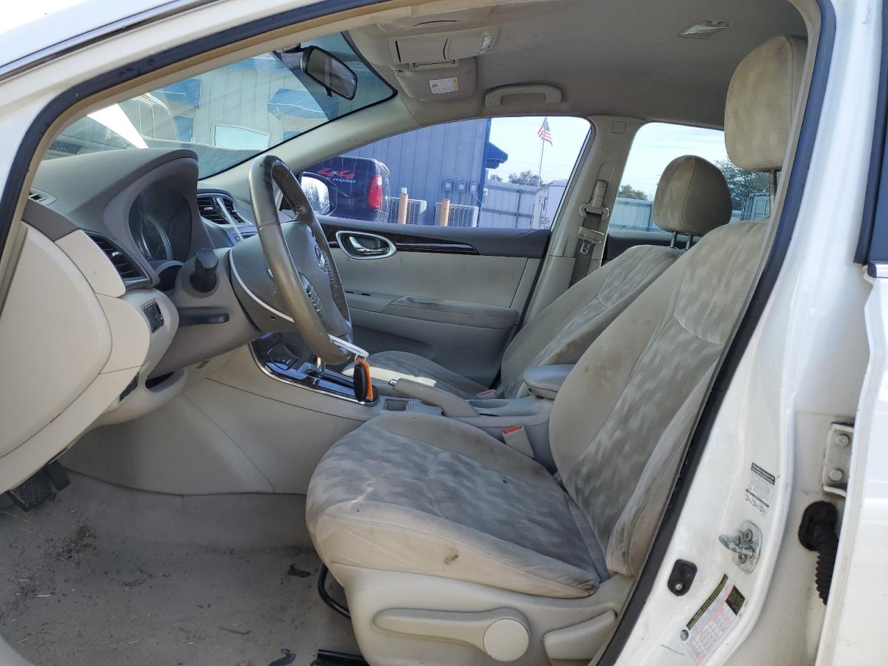 2013 Nissan Sentra - Image 7