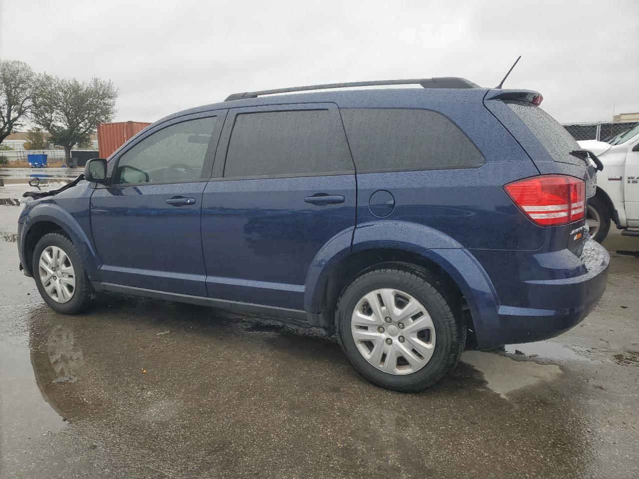 2017 Dodge Journey - Image 2