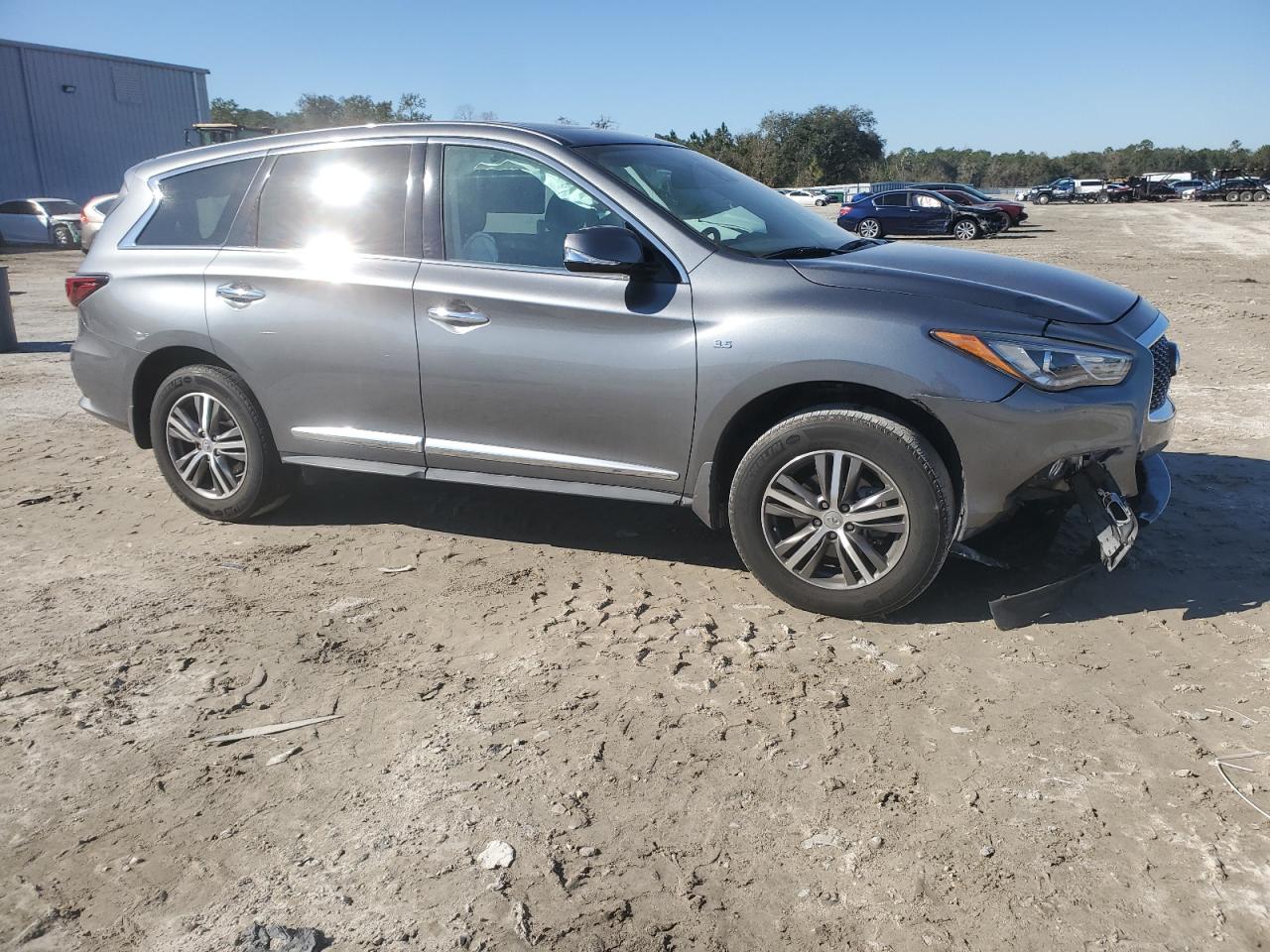 2020 Infiniti QX60 - Image 4