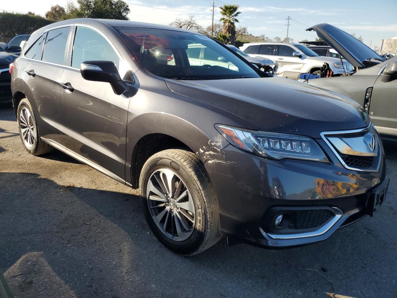 VIN 5J8TB4H75GL006046 2016 ACURA RDX no.4