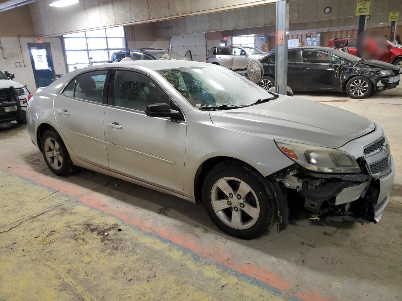 2013 Chevrolet Malibu - Image 4