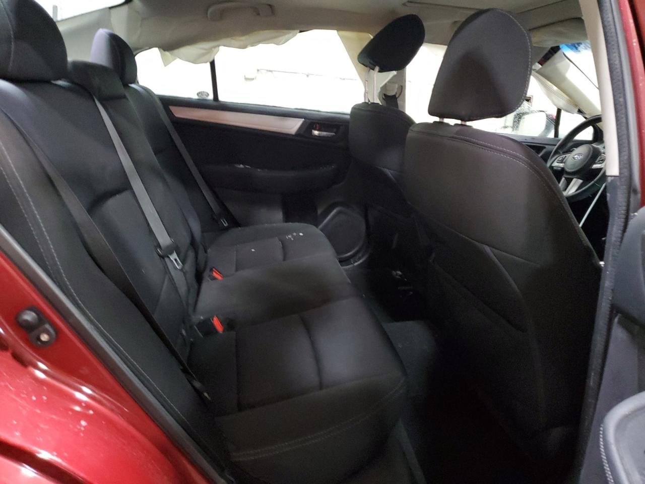 2016 Subaru Legacy - Image 10
