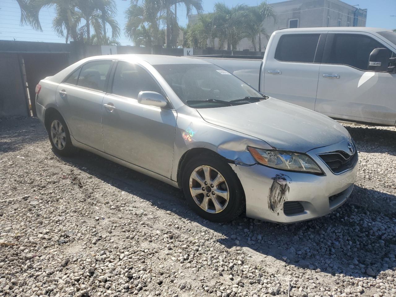2011 Toyota Camry - Image 4