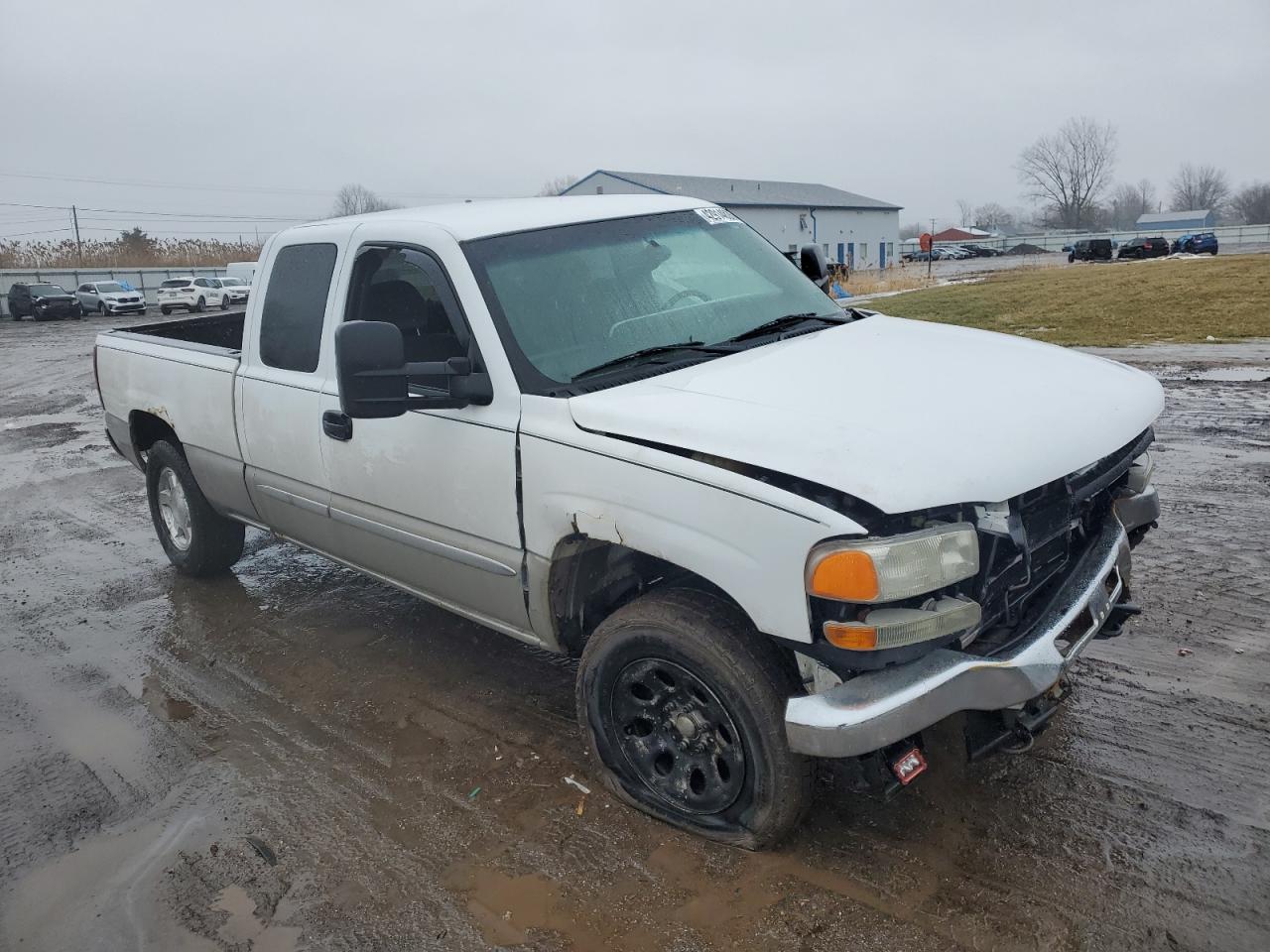 2006 GMC Sierra - Image 4