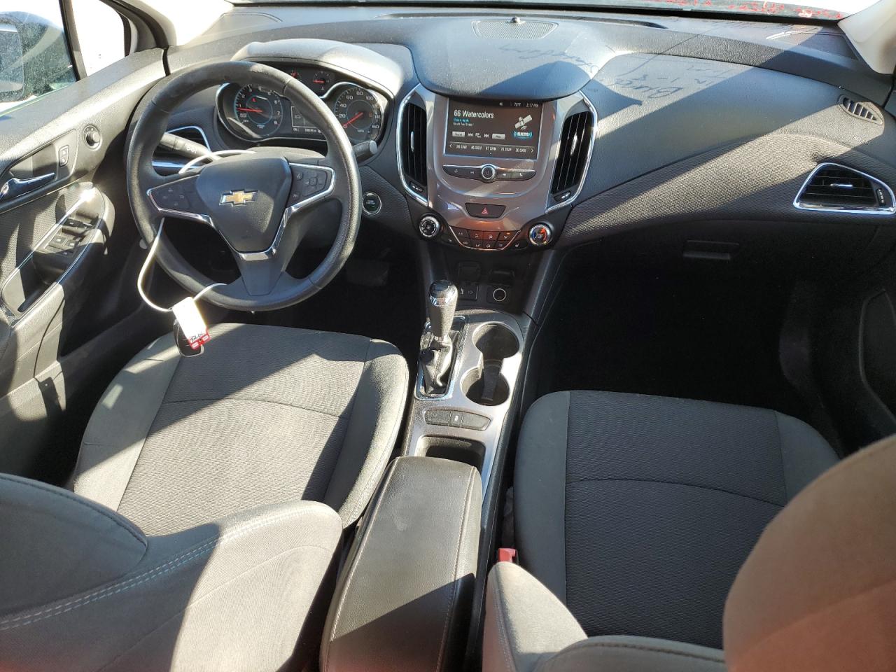 2017 Chevrolet Cruze - Image 8