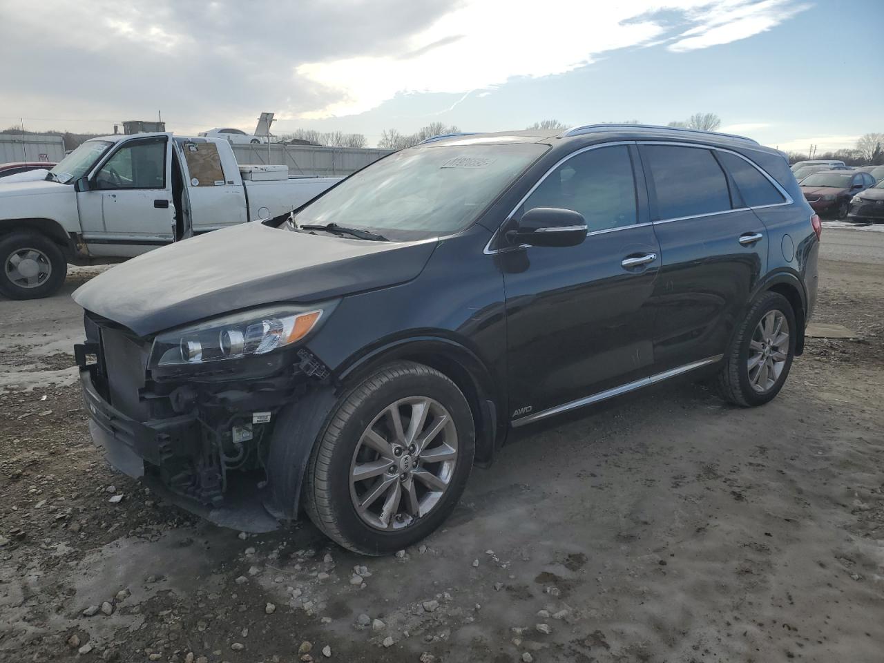 2016 Kia Sorento - Image 1