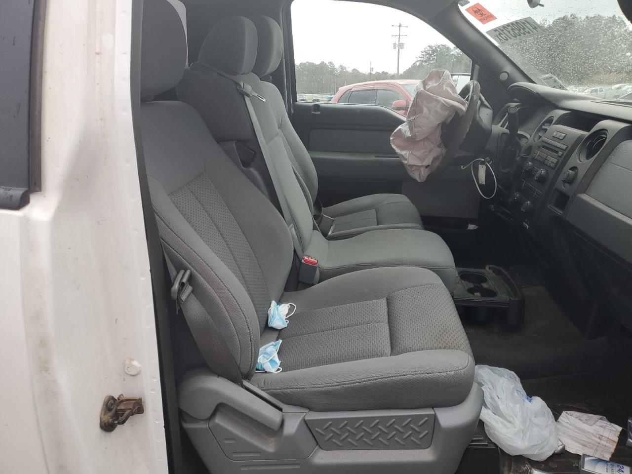 2013 Ford F-150 - Image 10