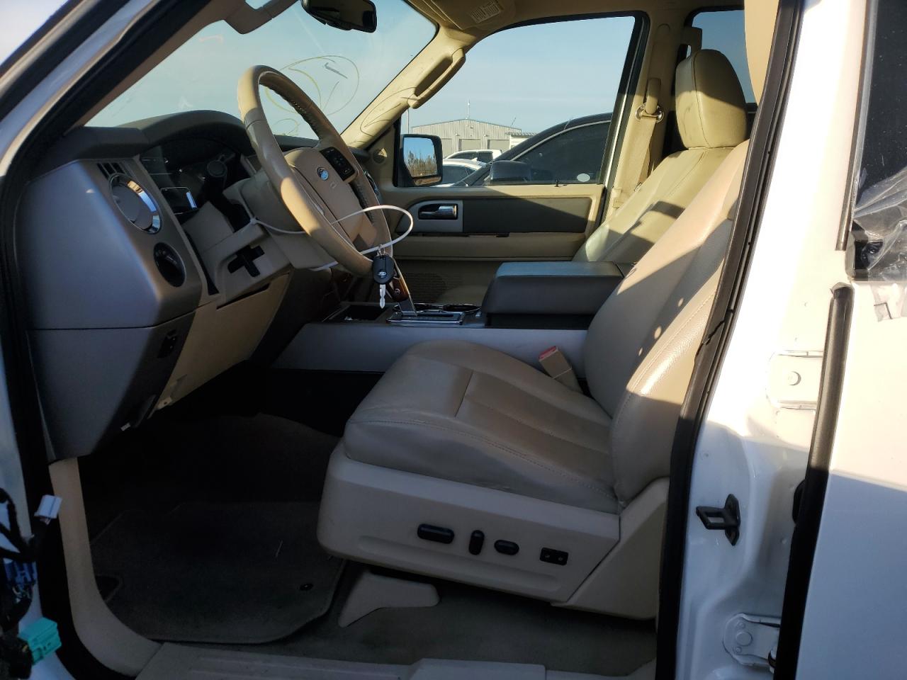 2009 Ford Expedition - Image 7