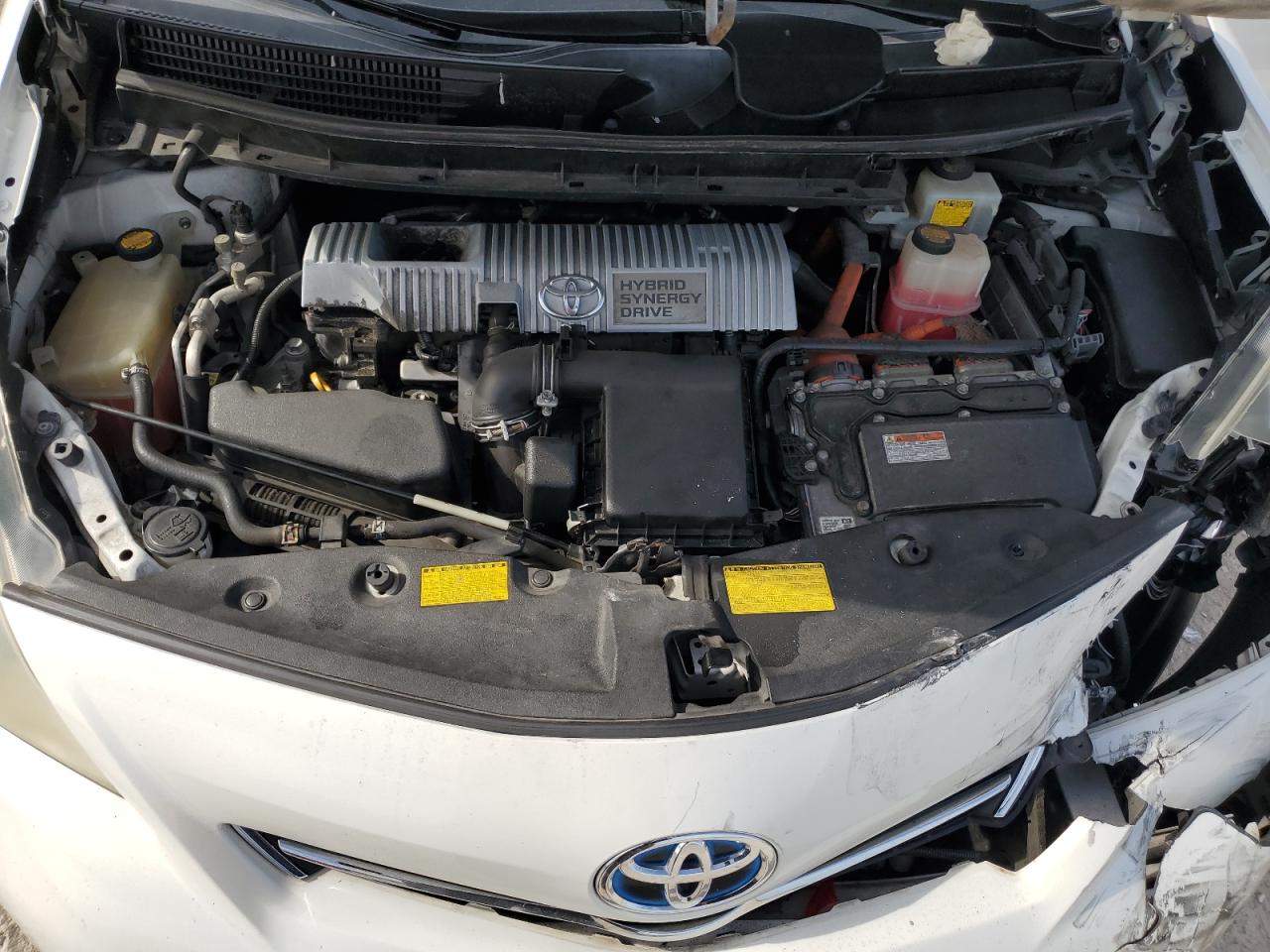 2013 Toyota Prius - Image 12