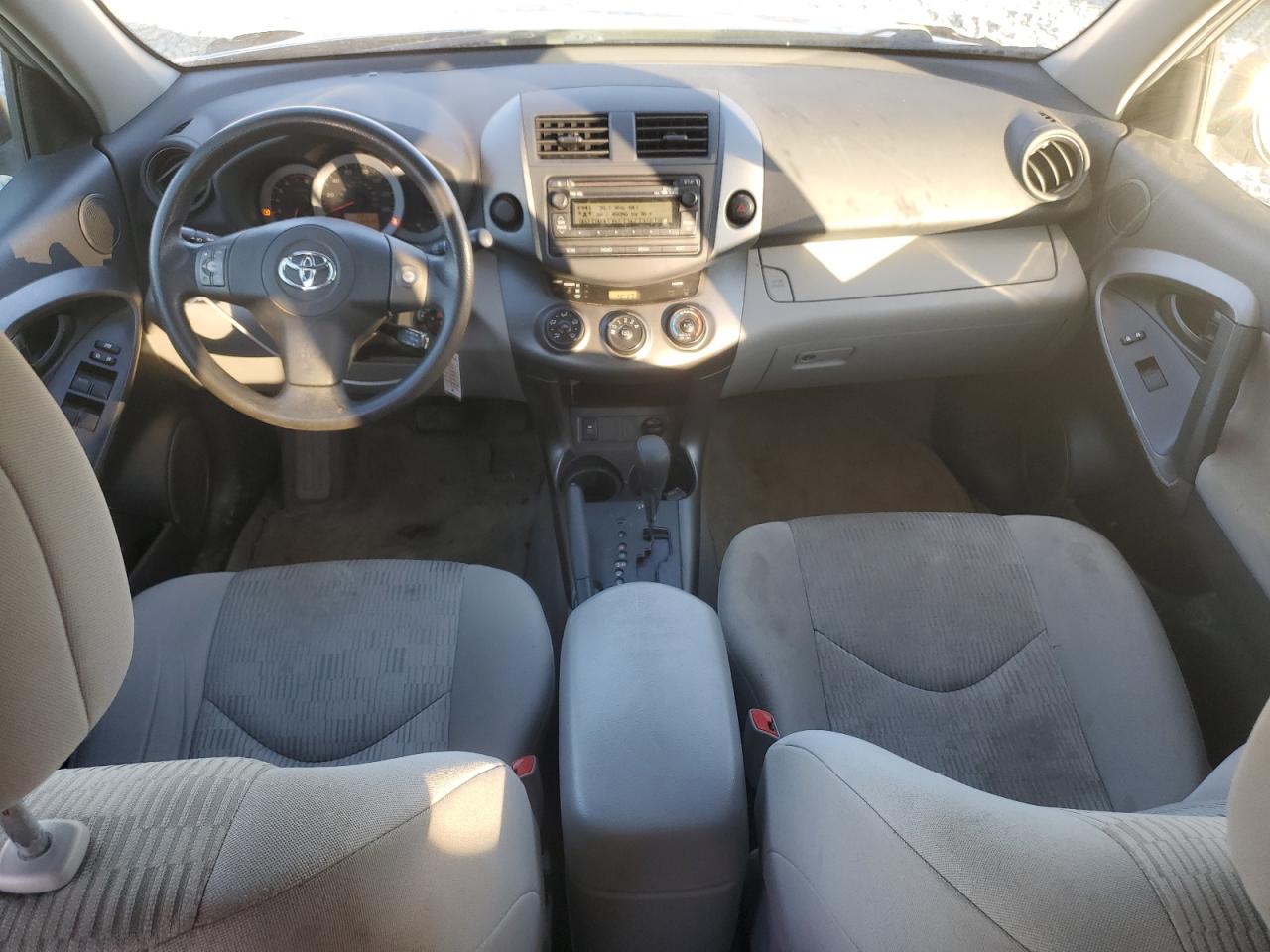 2012 Toyota RAV 4 - Image 8