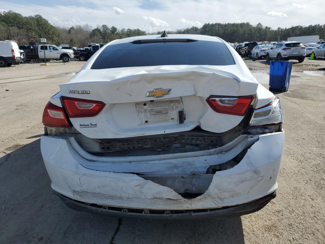 2017 Chevrolet Malibu - Image 6