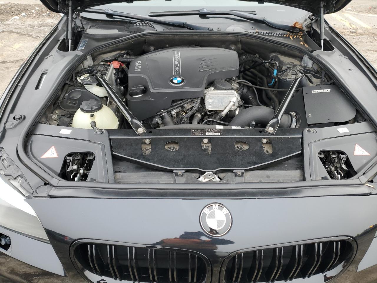 2012 BMW 5er - Image 11