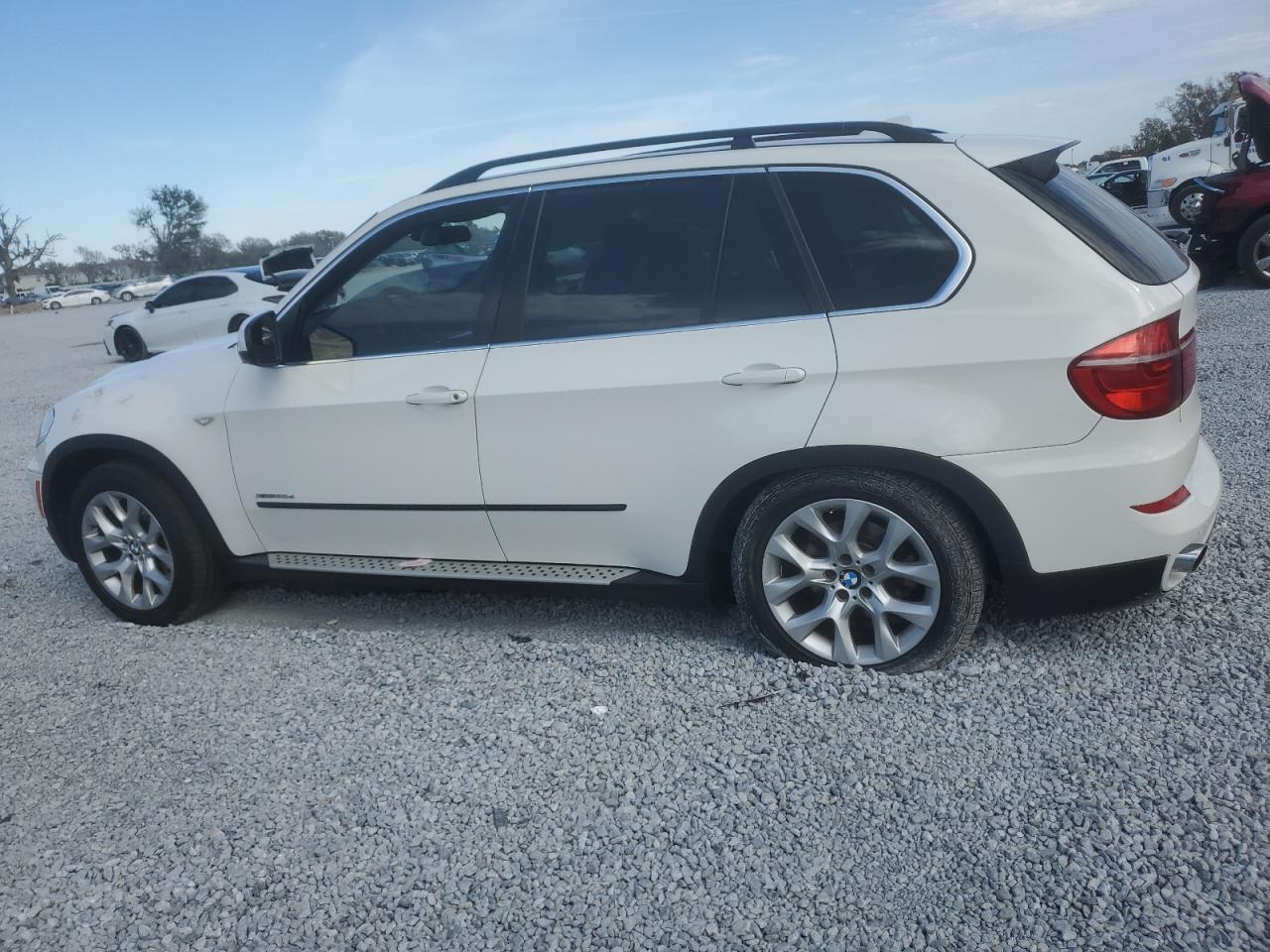 2013 BMW X5 - Image 2