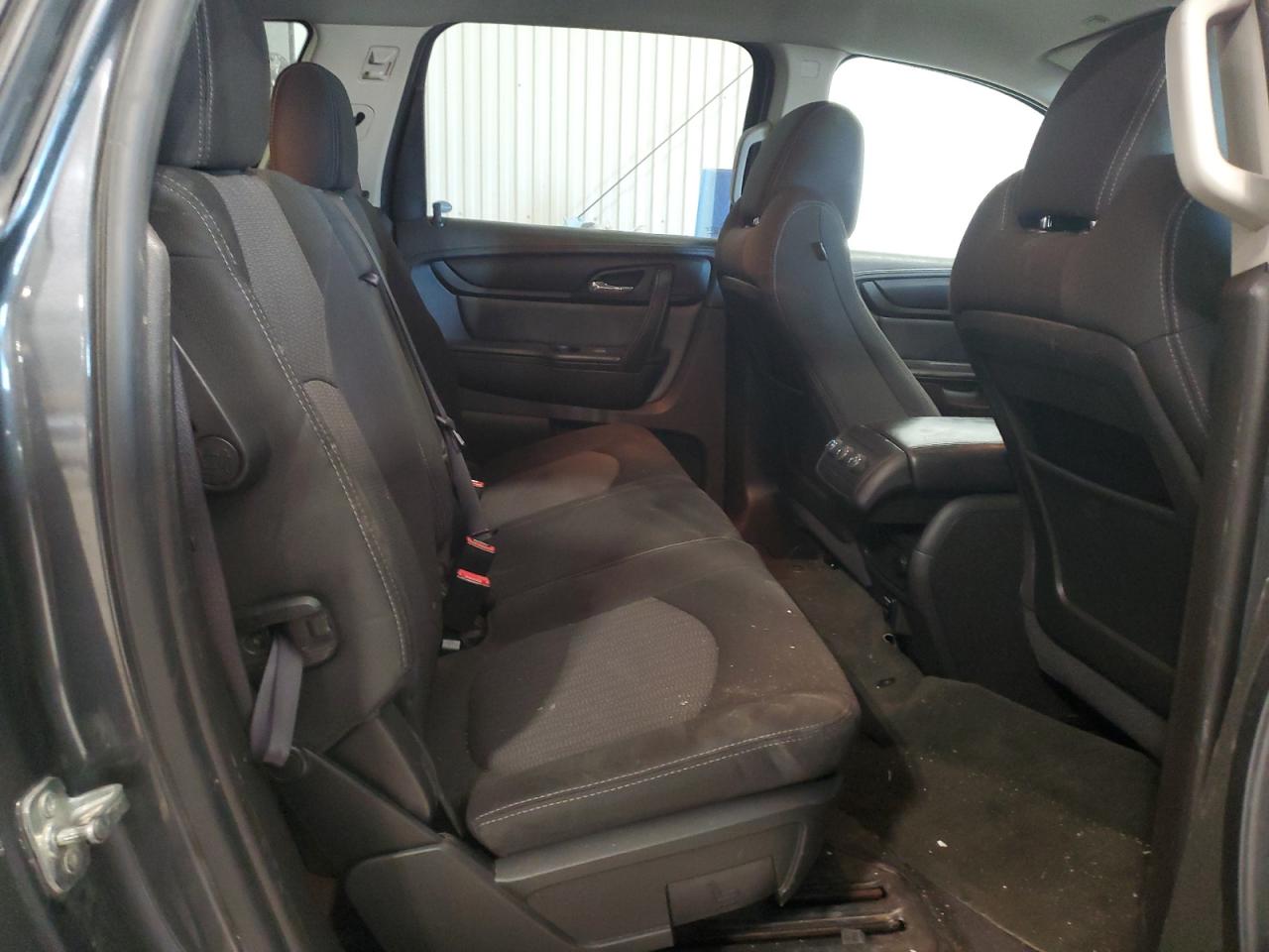 2014 Chevrolet Traverse - Image 12