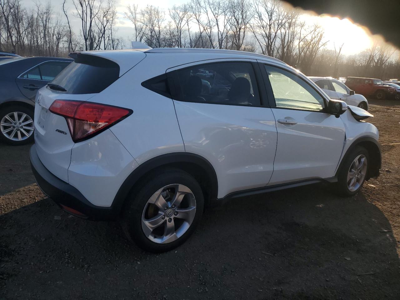 VIN 3CZRU6H7XHM715189 2017 HONDA HR-V no.3