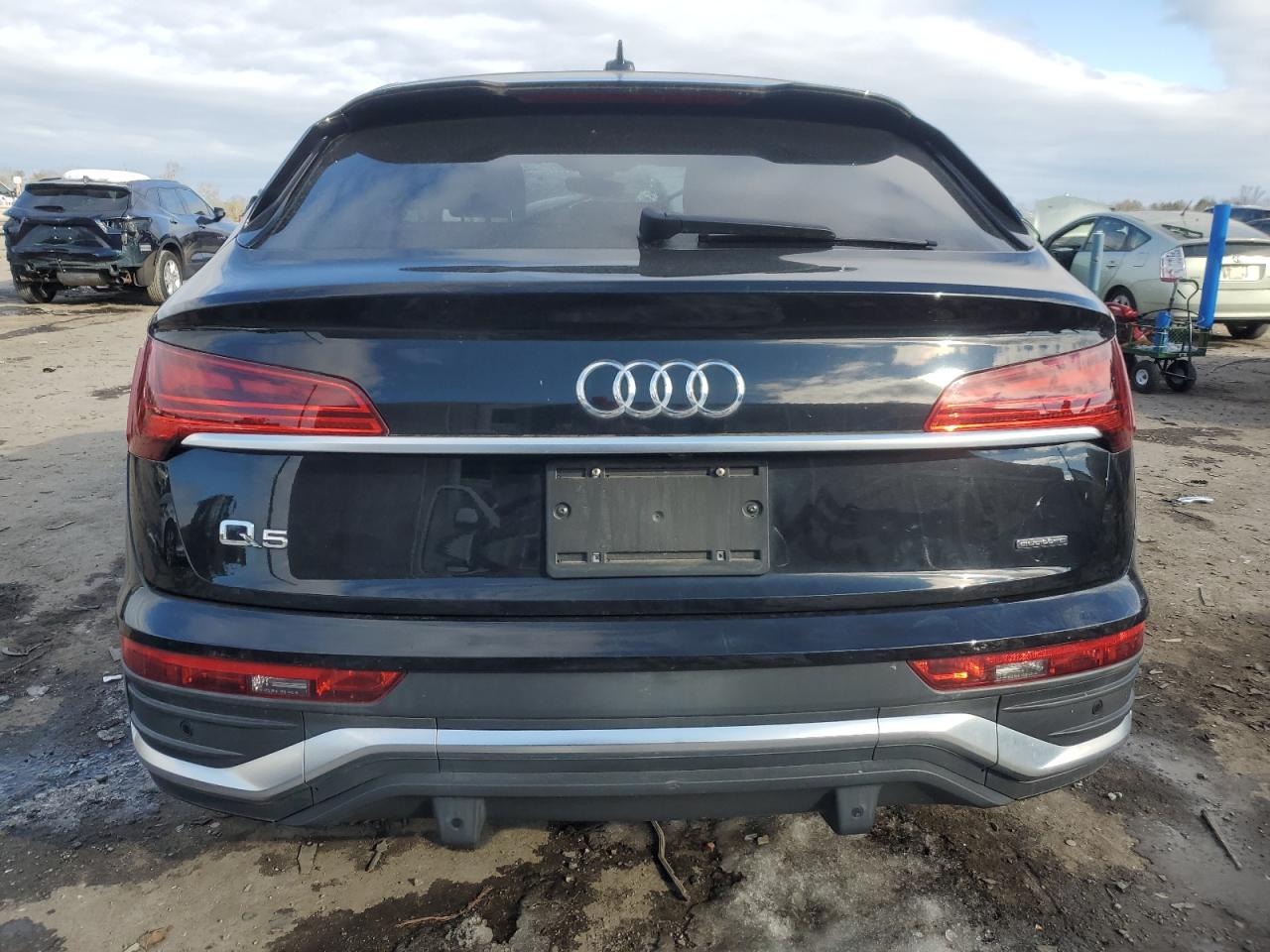 2021 Audi Q5 - Image 6