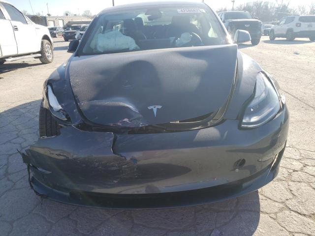  TESLA MODEL 3 2023 Серый