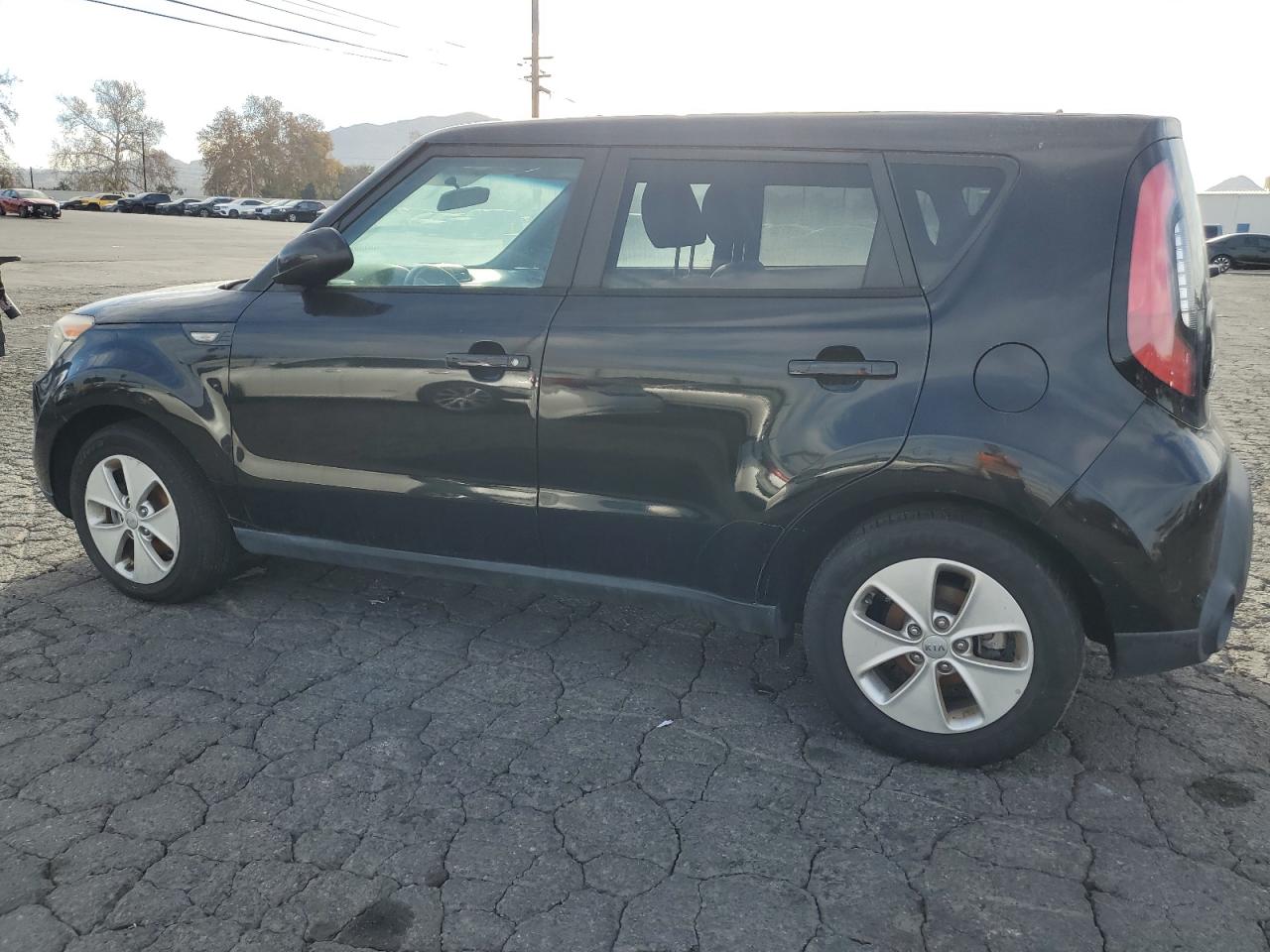 VIN KNDJN2A29E7101960 2014 KIA SOUL no.2