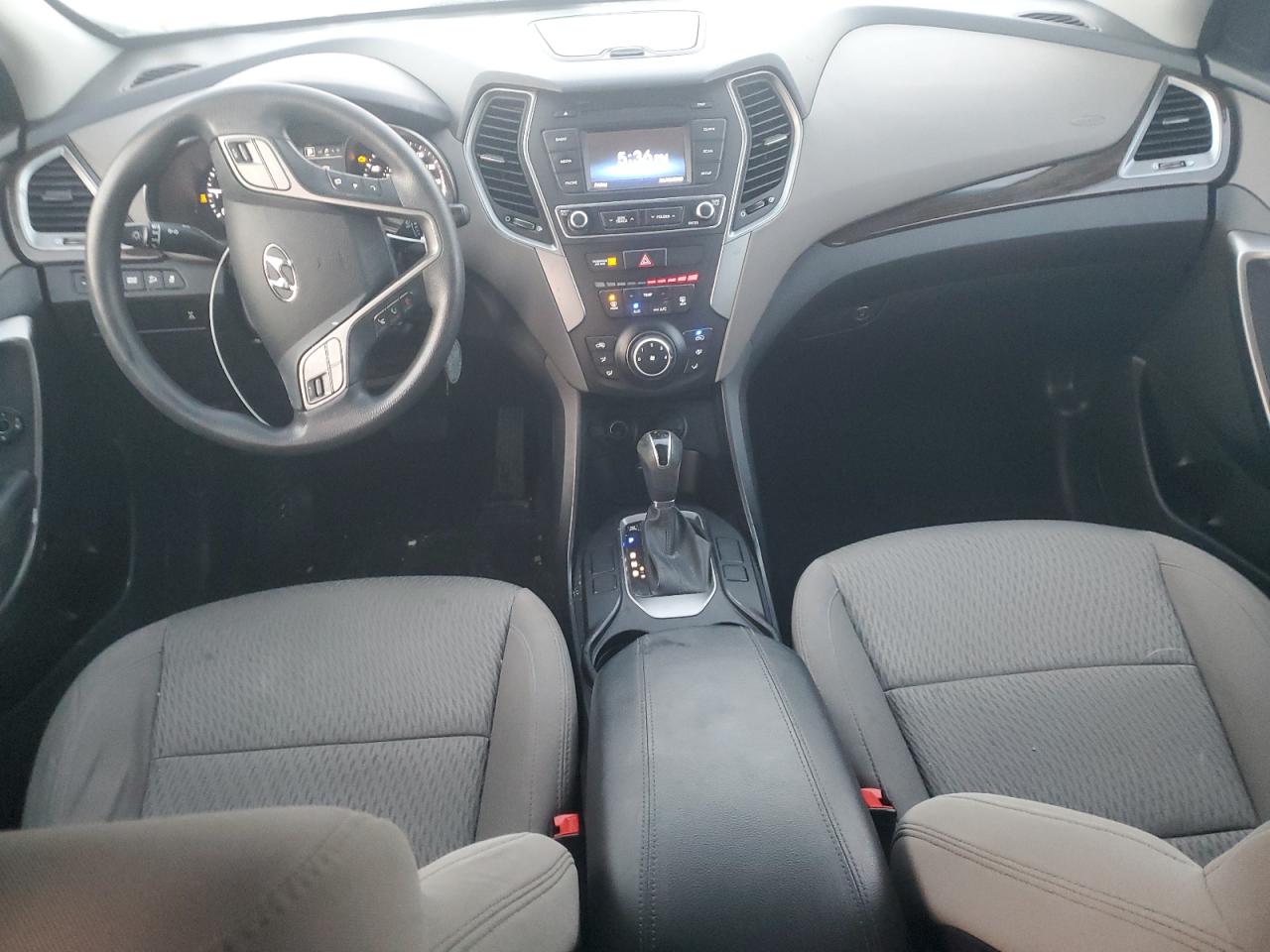 2018 Hyundai Santa Fe - Image 8