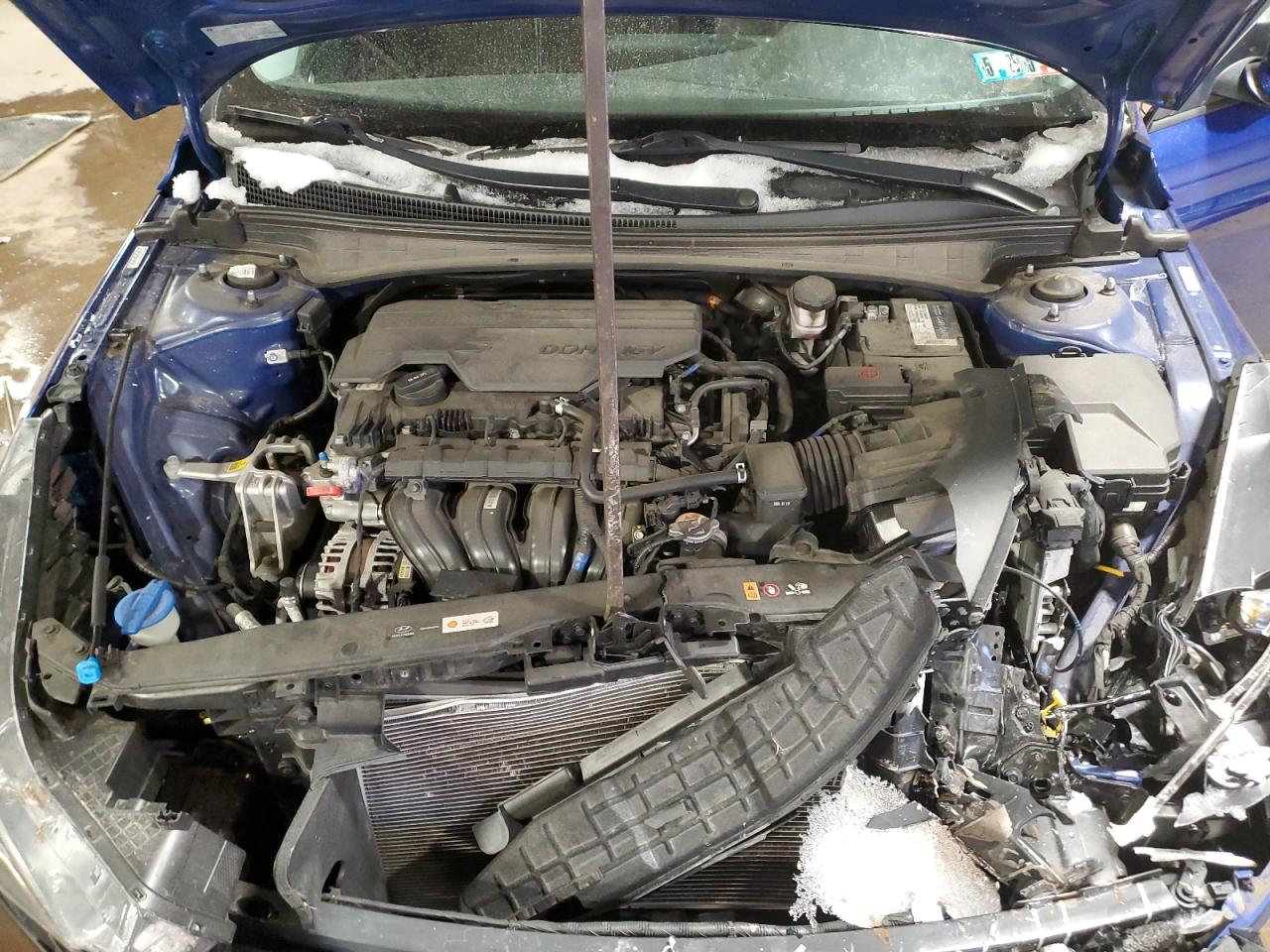 2021 Hyundai Elantra - Image 11