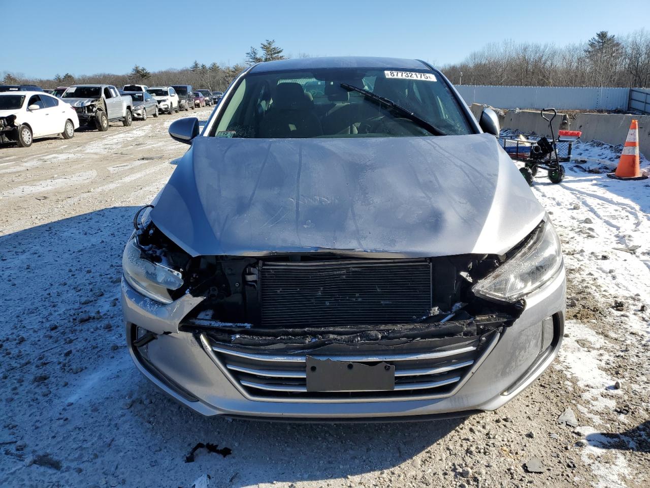 2017 Hyundai Elantra - Image 5