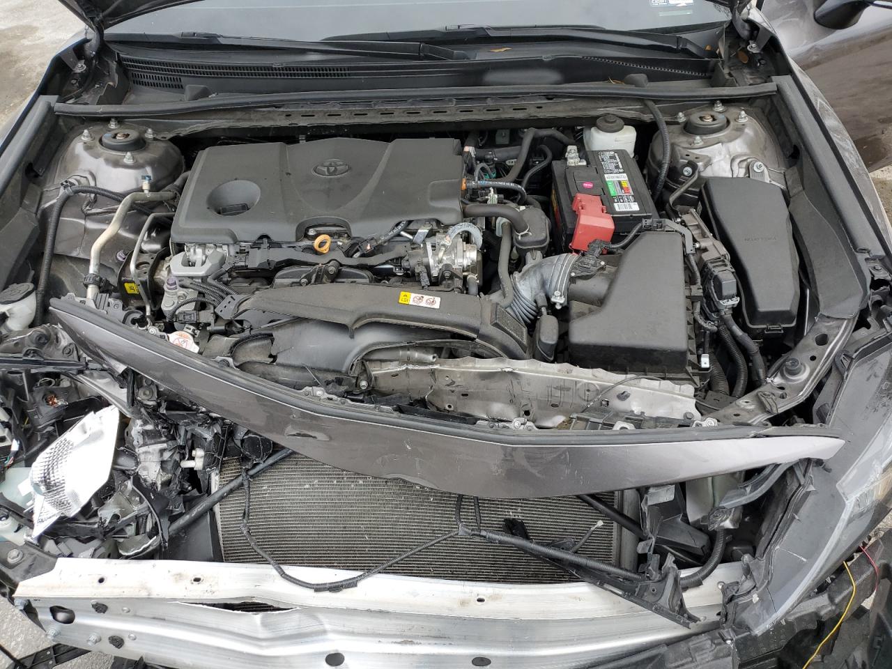 2022 Toyota Camry - Image 12