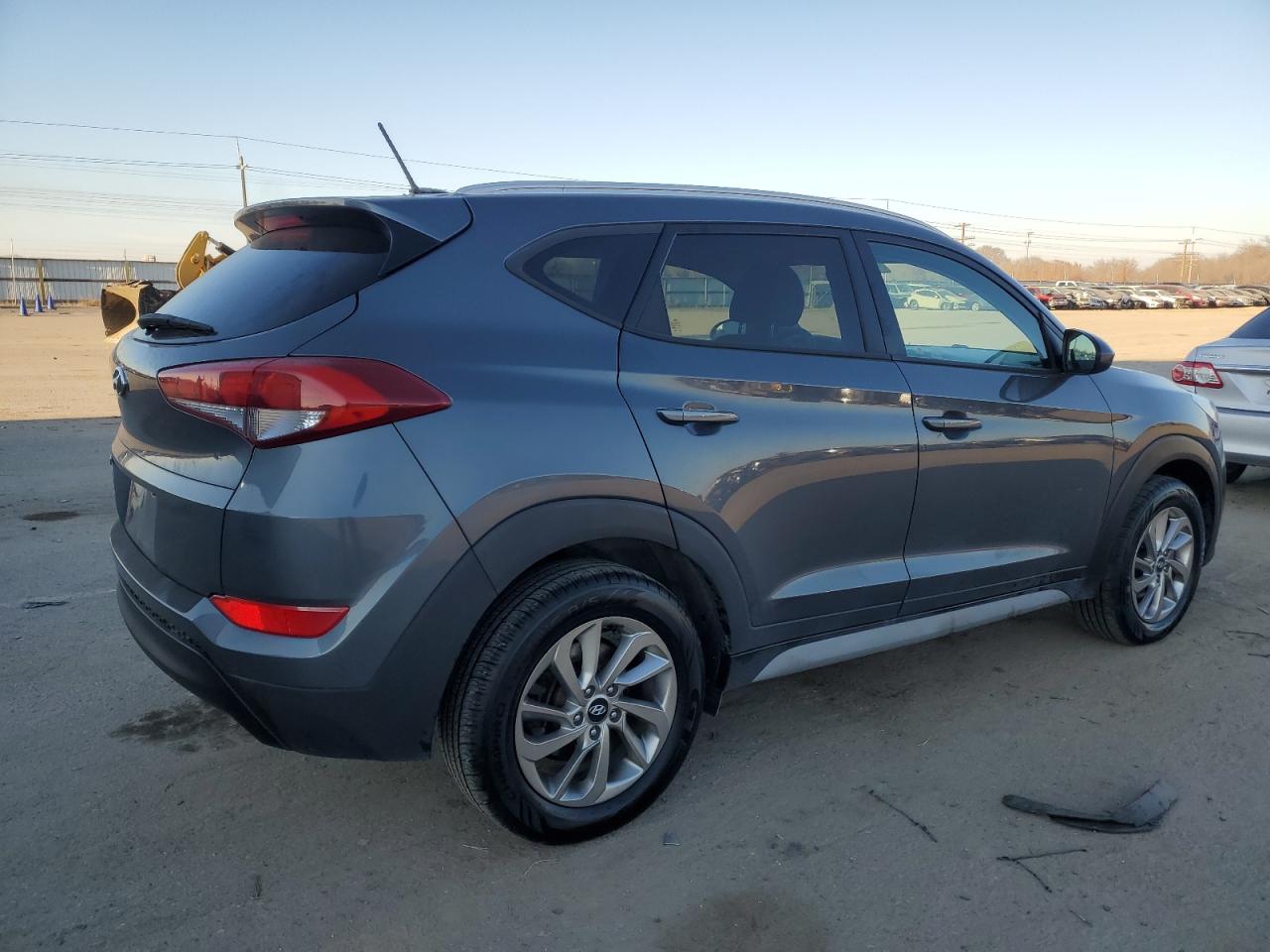 2017 Hyundai Tucson - Image 3